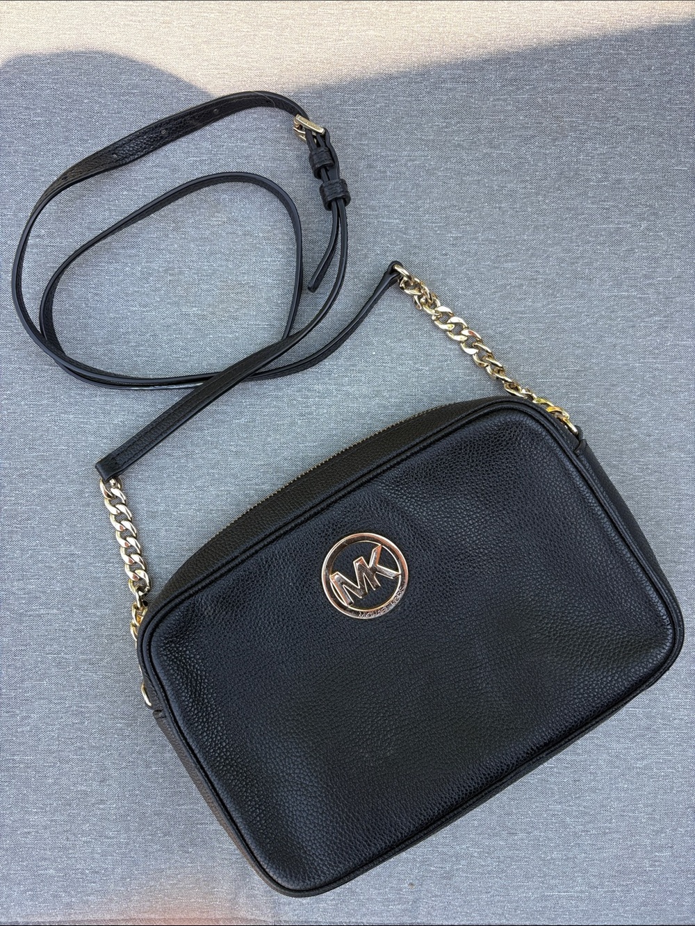 Michael Kors Black Pebbled Leather Fulton Camera Bag Crossbody